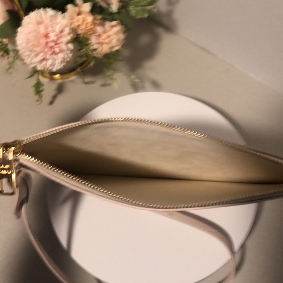 NEW🌟LOUIS VUITTON ZIPPERED REMOVABLE LARGE POCHETTE MONOGRAM EMPR… - Picture 6 of 8